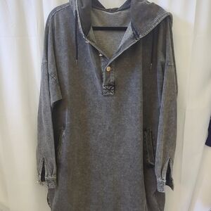 Aleeza Paris Gray Hooded Tunic Sweatshirt With Gold Buttons Size Large